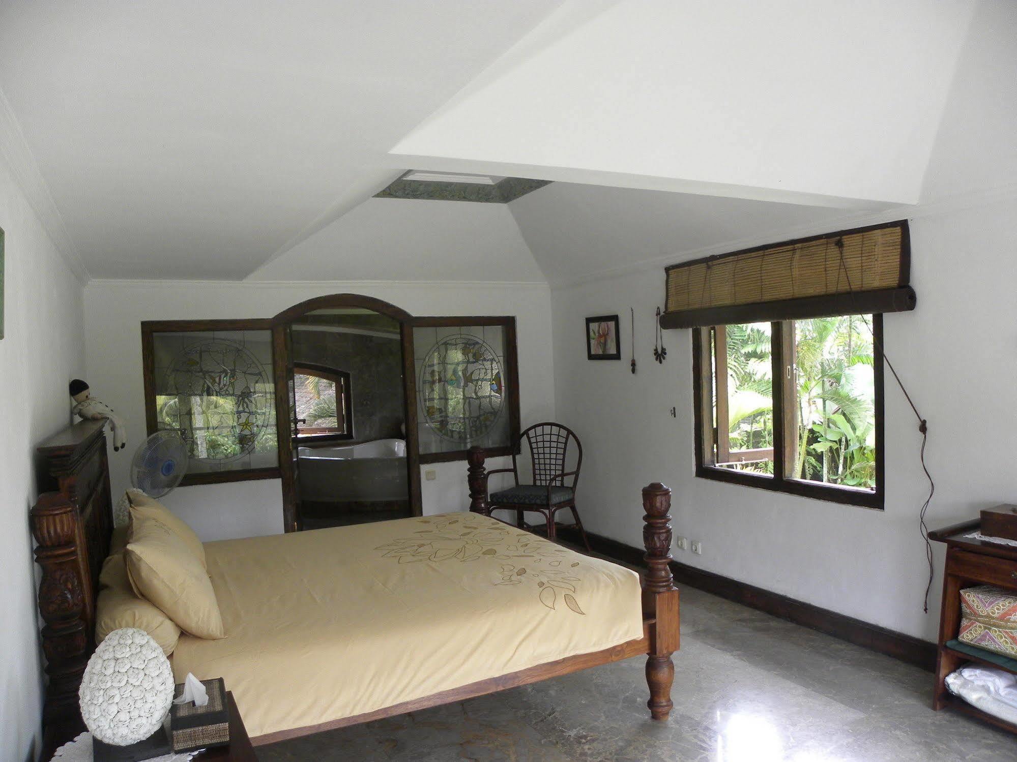 Saudara Home Ubud Exterior photo