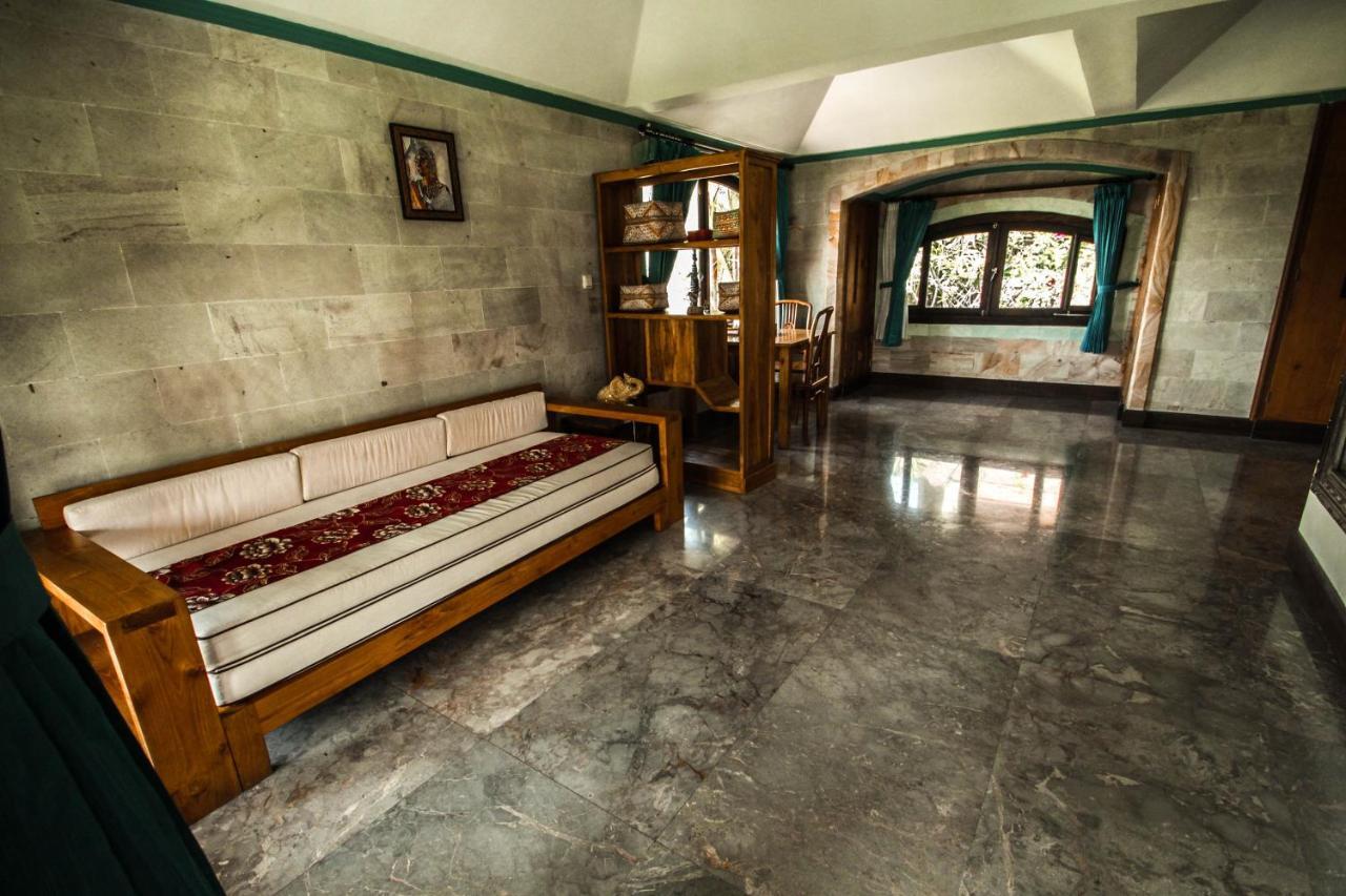 Saudara Home Ubud Exterior photo